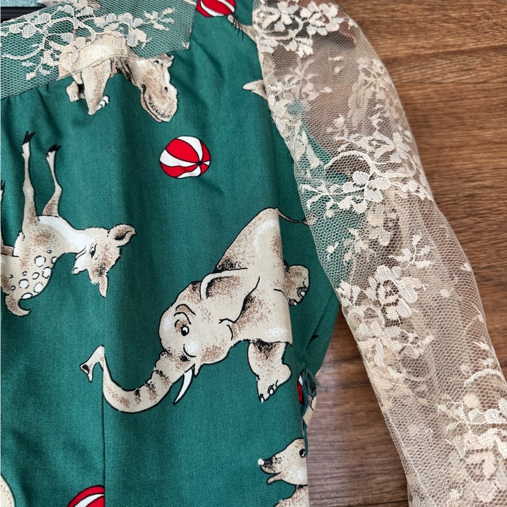 Green Long Sleeve Dress with Animal Print - Picture 4 of 7